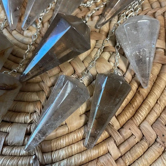 Crystal Pendulum Healing Pointed Pendant Faceted Gemstone Quartz Smoky Clear - Picture 10 of 12